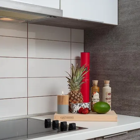 Sunny 121 With Private Access Apartment Petrčane