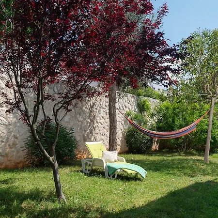 Apartment Sunny 121 With Private Access Petrčane
